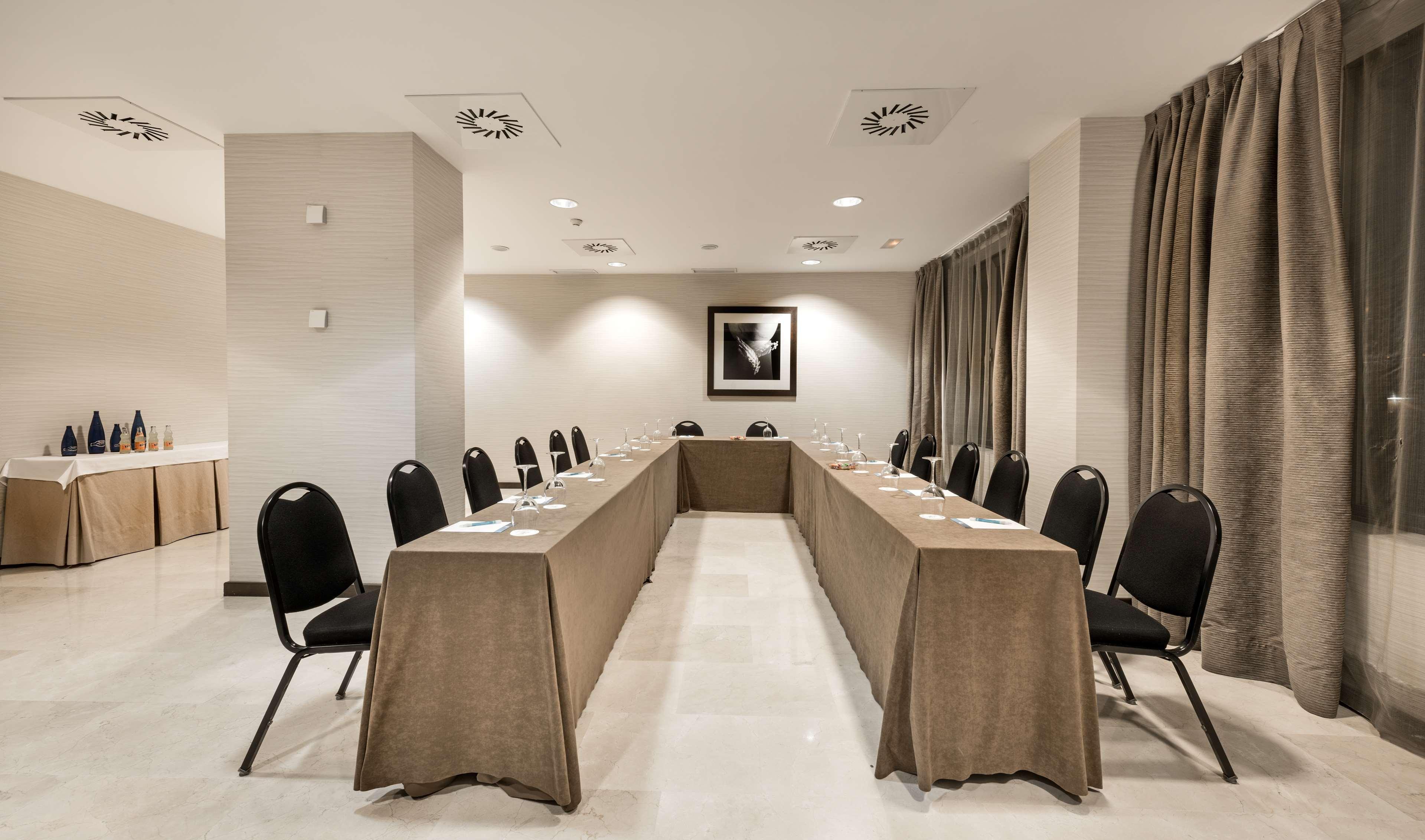 Nh Valladolid Balago Екстериор снимка